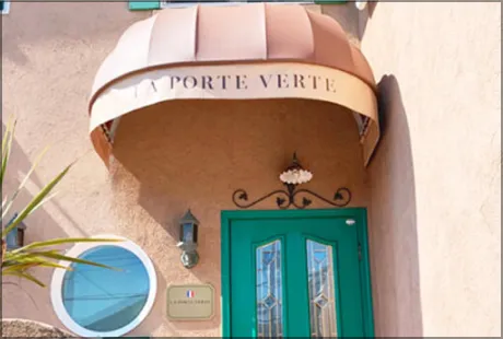 テント・日よけ